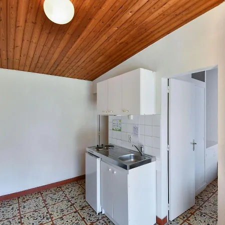 Classy Holiday In Saint-savinien With Sauna, Jacuzzi *